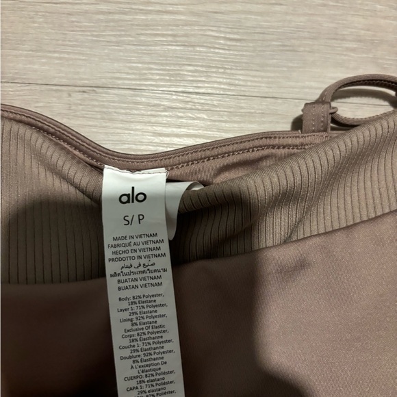 Alo Tank Top - Picture 2 of 3